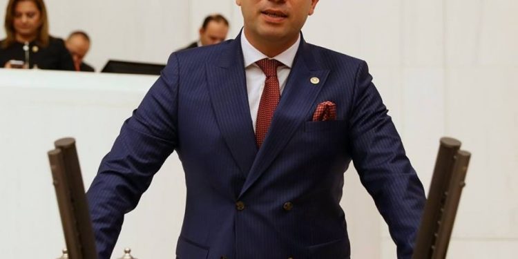 CHP’Lİ ALİ MAHİR BAŞARIR: ŞİMDİ DE TAŞUCU LİMANI’NI BİRİLERİNE PEŞKEŞ ÇEKECEKLER