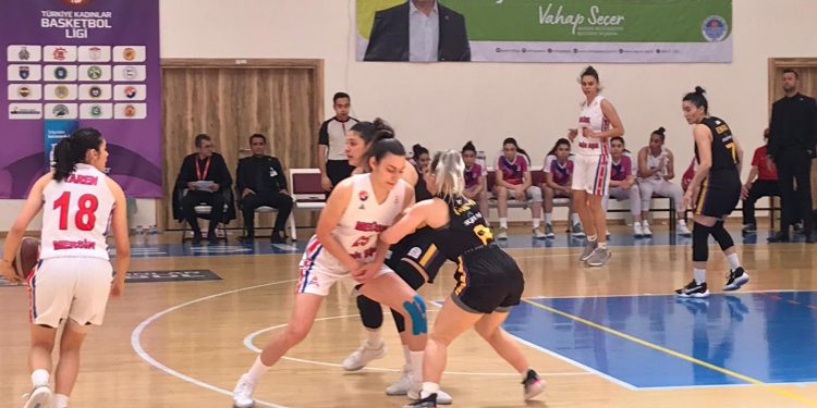 MERSİN BÜYÜKŞEHİR KADIN BASKETBOL TAKIMI PLAY-OFF’A KALDI
