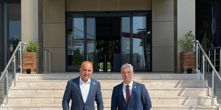 CHP’Lİ VEKİLLERDEN KOKAİN TEPKİSİ ‘SAVCILIK NEDEN HAREKETE GEÇMİYOR?’
