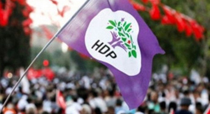 Sorulmadığı ankette HDP’ye yüzde 12 genç oyu çıktı
