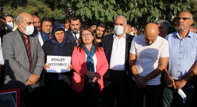 CHP’den Şenyaşar ailesine ziyaret: Dosyanın üzerinde siyasi bir el var