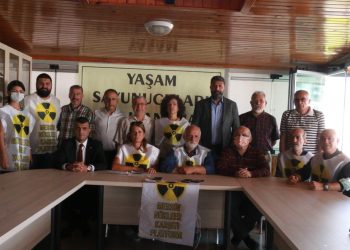 Nükleer karşıtlarına dava açıldı