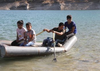 Okul yolunda tehlikeli yolculuk