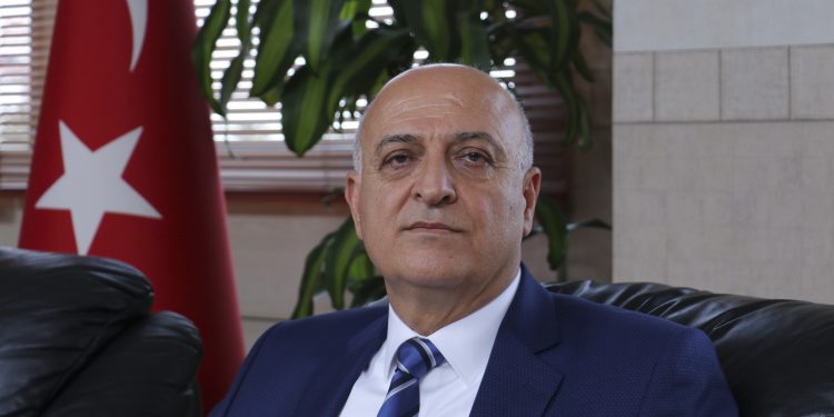 ‘Sanayicimizin kendisini yönetme kapasitesi vardır’