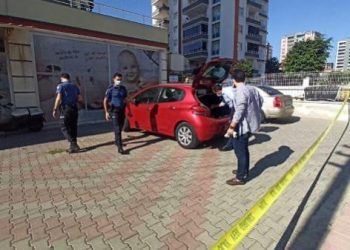 Mersin’de bir doktor meslektaşını öldürdü