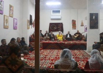 Mersin’de dengbej dinletisi