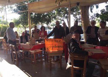 Nükleer karşıtları yargılanıyor