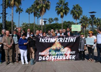Çevreciler iklim krizine dikkat çekti