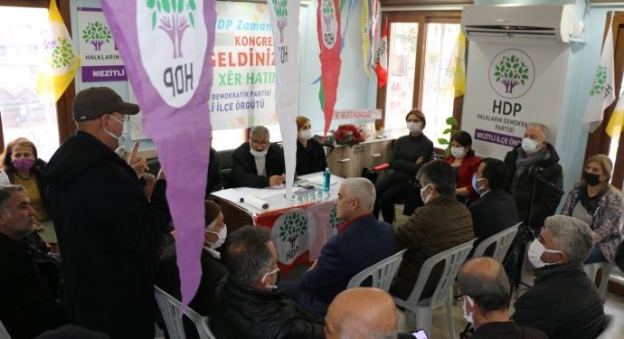 HDP Mezitli ilçe kongresini gerçekleştirdi