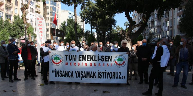 Emekliler sokakta haykırdı: İnsanca yaşamak istiyoruz