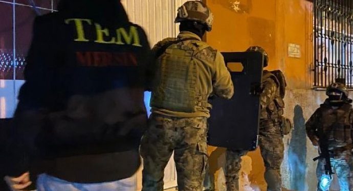 Mersin’de 11 kişiye Newroz gözaltısı