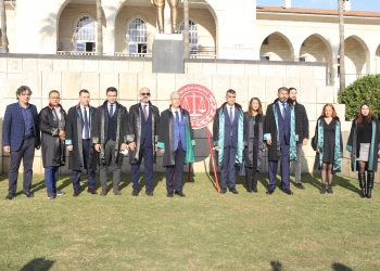 ÖZDEMİR: “AVUKATA ŞİDDETİN ÖNÜNE GEÇİLMESİ ELZEMDİR”