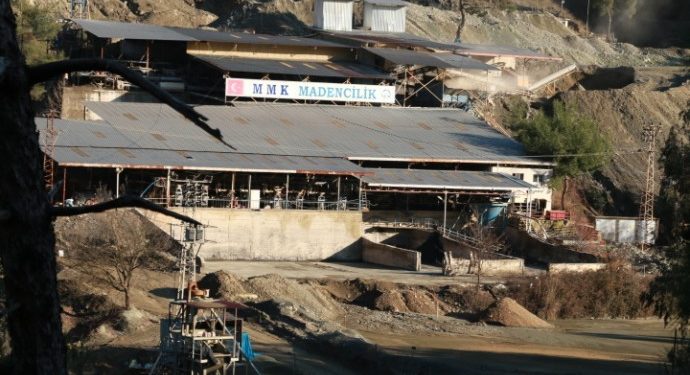 Deliçay Deresi’nde krom tehlikesi: Facia göz göre göre geldi