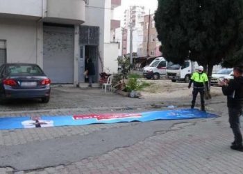 Kadının ölümüne yol açan pankart taşına 2 gözaltı