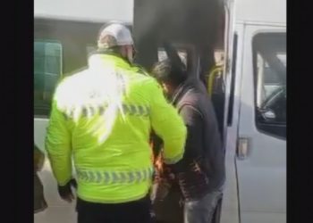 Araçları bağlanan işçiler darp edildi