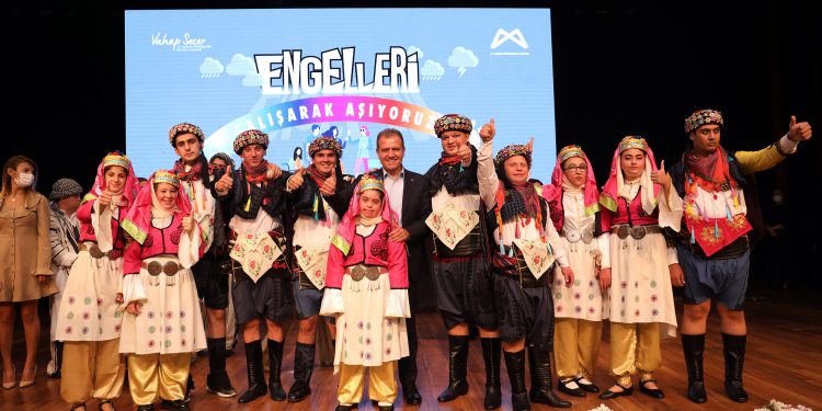 ‘Engelsiz Mersin’ için projeler sürüyor