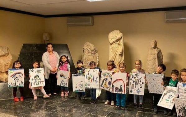 Haydi çocuklar müzeye