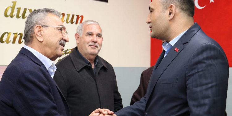 Toroslar Belediye Başkanı Atsız Afşın Yılmaz’dan Başkan Sarı’ya ziyaret