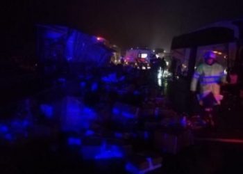 Tarsus TEM Otoyolu’nda kaza: 1 ölü, 13 yaralı