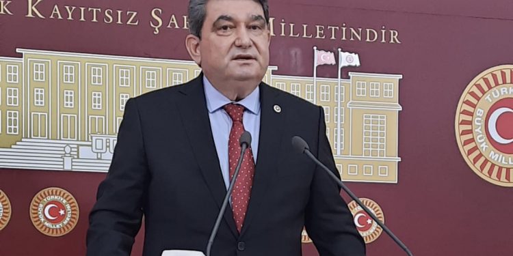 GÖKÇEL: MERSİN AKP’DEN YATIRIM BEKLİYOR