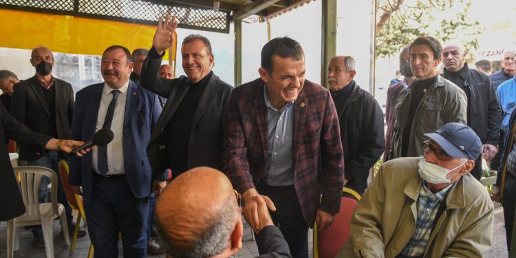 Başkan Seçer ve Başkan Özyiğit, Yenişehir’de vatandaşlarla buluştu