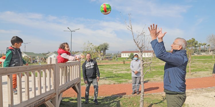 Mezitli Belediyesi’nde Mutlu Buluşma