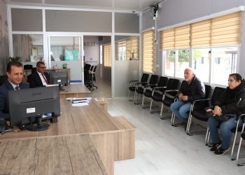 Kariyer merkezi iş arayanlara umut oluyor