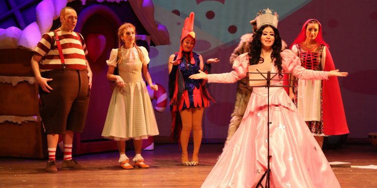 Miniklere tatilin son günü müzikal