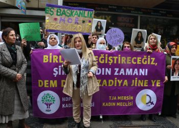 HDP ile TJA üyesi kadınlar 8 Mart’ın startını verdi