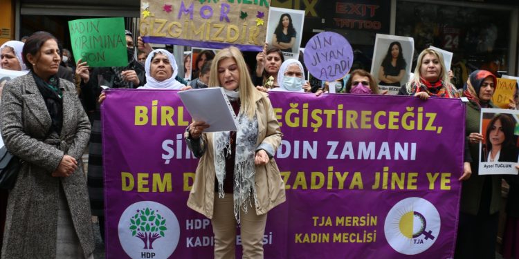 HDP ile TJA üyesi kadınlar 8 Mart’ın startını verdi