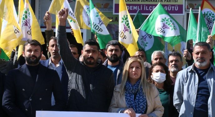 HDP Erdemli İlçe binasına yapılan saldırı kınandı
