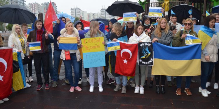 “Savaş yenilsin ve birlik olsun”