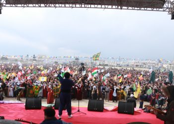 Mersin’de binler Newroz’u büyük bir coşkuyla kutladı