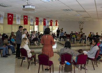  “Çocuklarda bilinçli ekran kullanımı projesi” devam ediyor