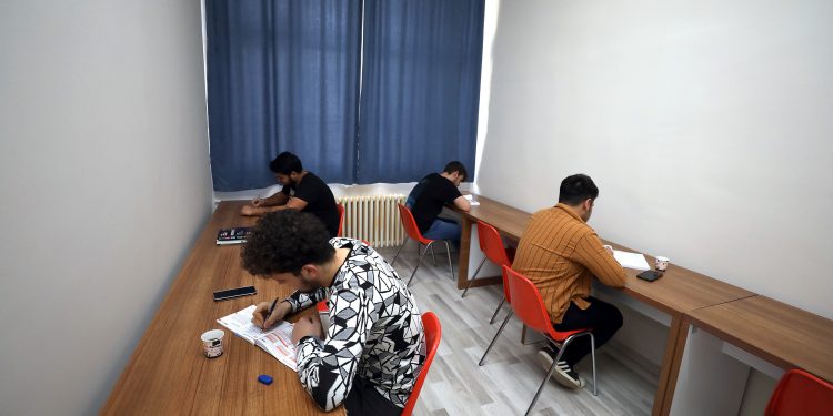 Konukevi öğrencilere sıcak bir yuva oldu