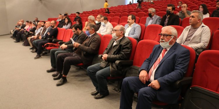 İHD Mersin Şubesi ‘İnsan Hakları Çalıştayı’ başladı