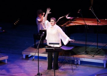 Allegra Ensemble opera sahnesinde