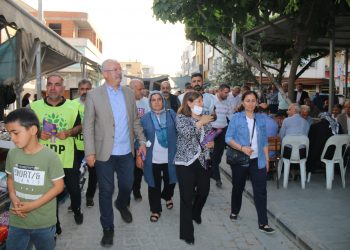 HDP Mersin’de 1 Mayıs bildirisi dağıttı