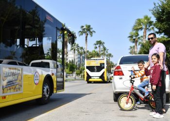 Mersin büyükşehir otobüs filosunu yeniliyor