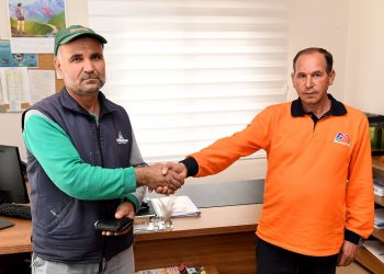 Büyükşehir personelinden örnek davranış