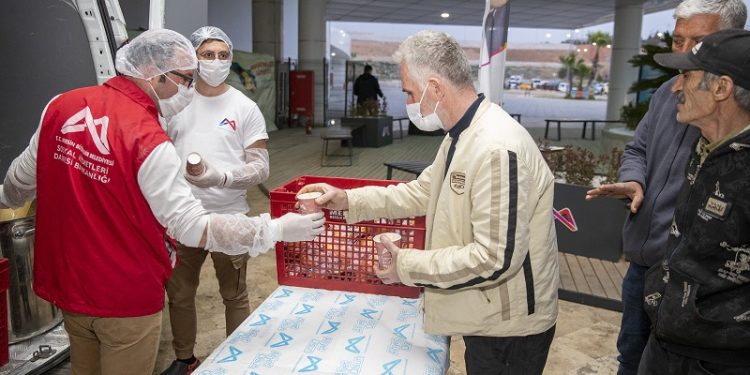 Yolcular iftarlarını “1 ekmek 1 çorba” ile açıyor