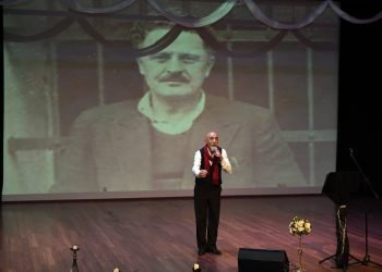 Usta şairlerin şiirlerine ses verdiler