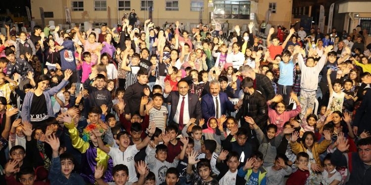 Özlenen ramazan şenlikleri yoğun ilgi görüyor