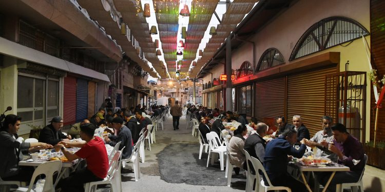 Halk Restoran’da her gün ücretsiz iftar yemeği