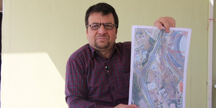 Kullanamadığı arazisinin yıllardır vergisini ödüyor