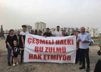 Çeşmeli’de yurttaşlardan bozuk yollara tepki