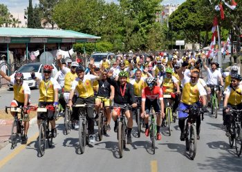 Bisikletseverler ‘Kleopatra Bisiklet Festivali’nde pedal çevirdi