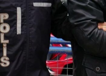 Mersin’de 2 kişi tutuklandı