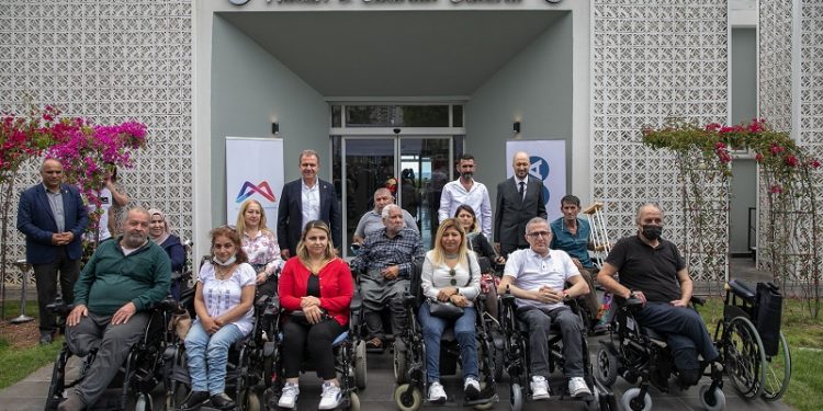 60 akülü araç özel bireylere teslim edildi