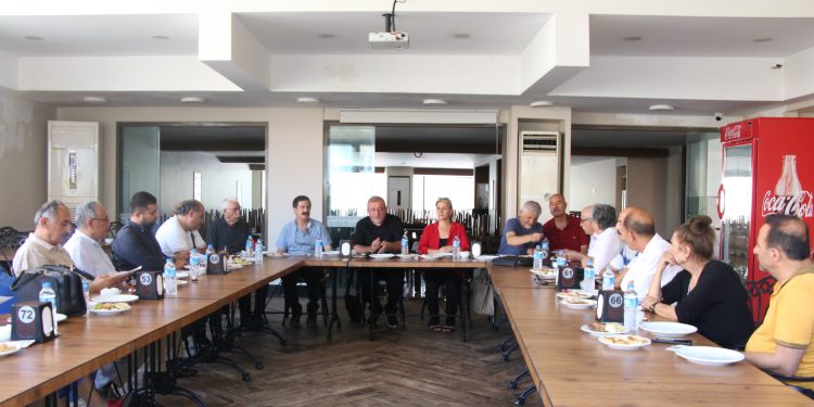 Aleviler eşit yurttaşlık istiyor